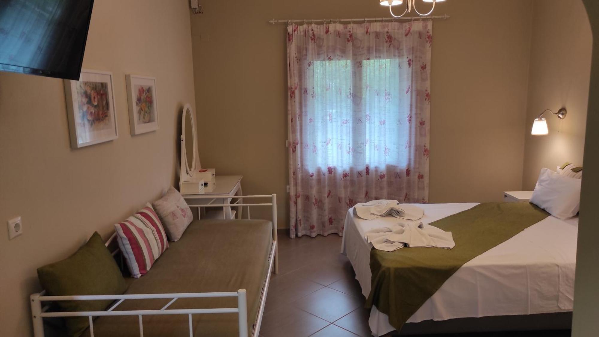 Kallisti Seaside Studios Skopelos Agnontas Luaran gambar