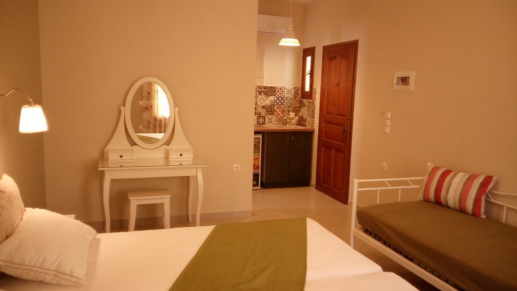 Kallisti Seaside Studios Skopelos Agnontas Luaran gambar