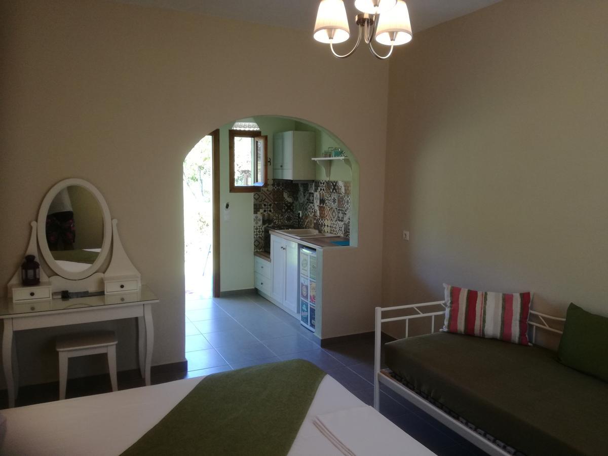 Kallisti Seaside Studios Skopelos Agnontas Luaran gambar